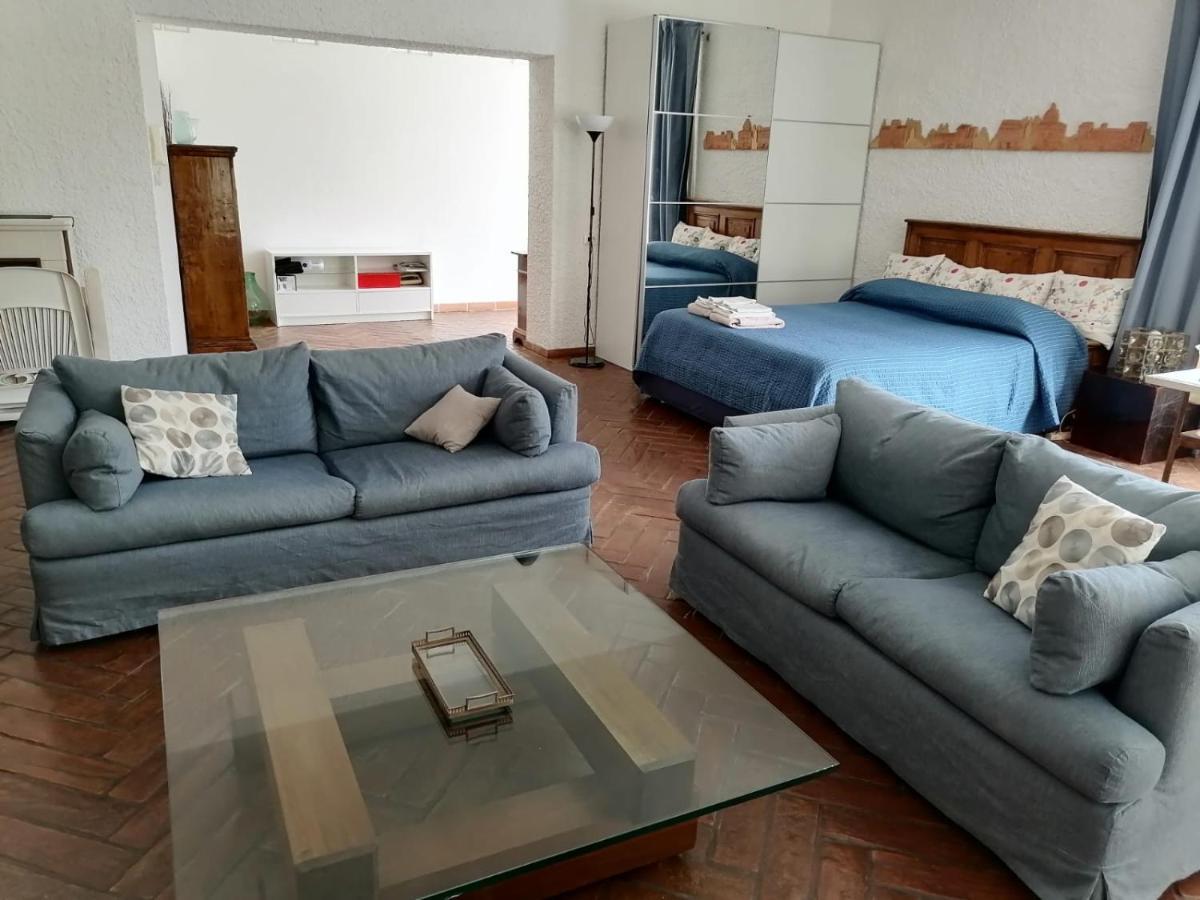 Delizioso Open Space Da Letizia Pomezia Ngoại thất bức ảnh