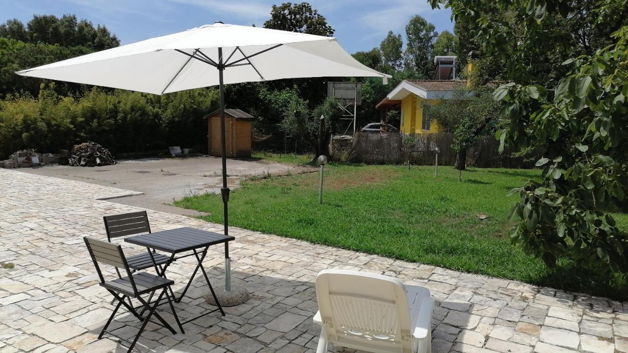 Delizioso Open Space Da Letizia Pomezia Ngoại thất bức ảnh
