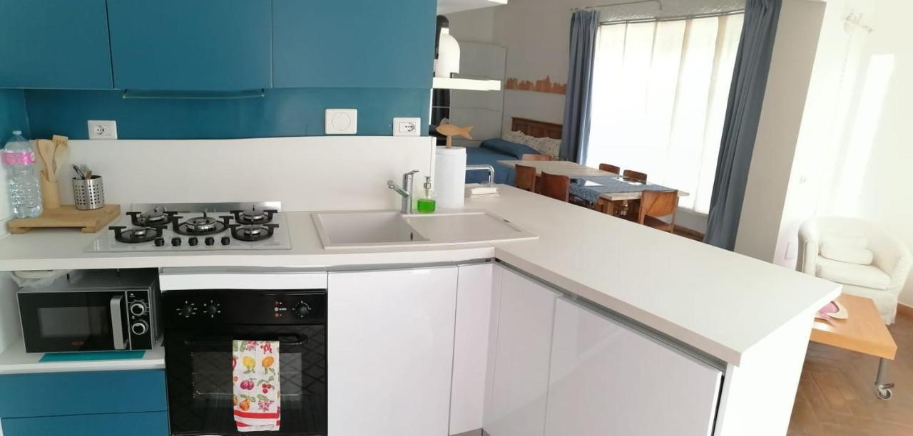 Delizioso Open Space Da Letizia Pomezia Ngoại thất bức ảnh